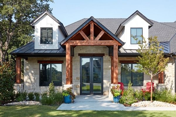 Get Into Detail With These 5 Exterior Window Trim Ideas Pella Windows Doors - Home Exterior Decorative Accents